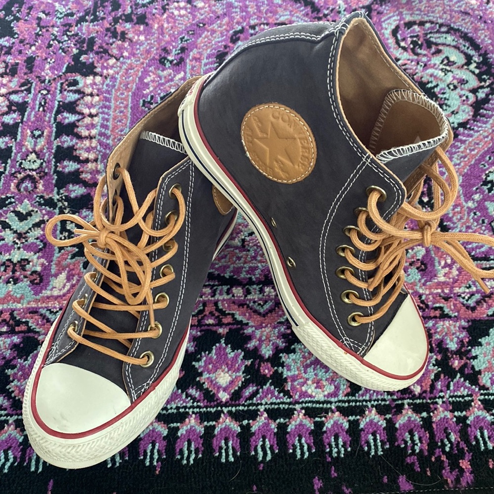 Converse navy wedges, like new condition, worn 2x